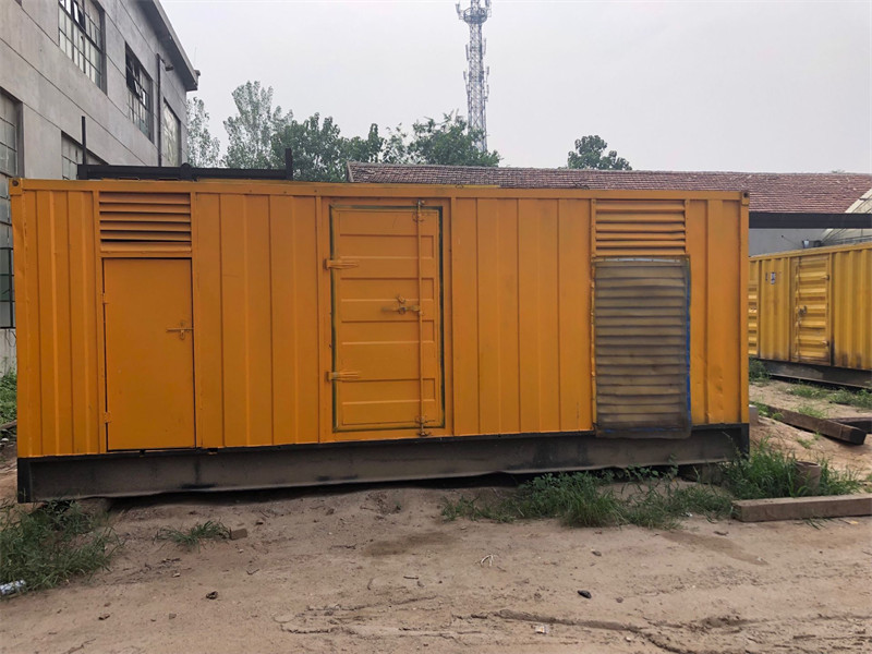 宜章发电机出租进行负载测试时，电瓶电量不足的具体判断标准是什么？